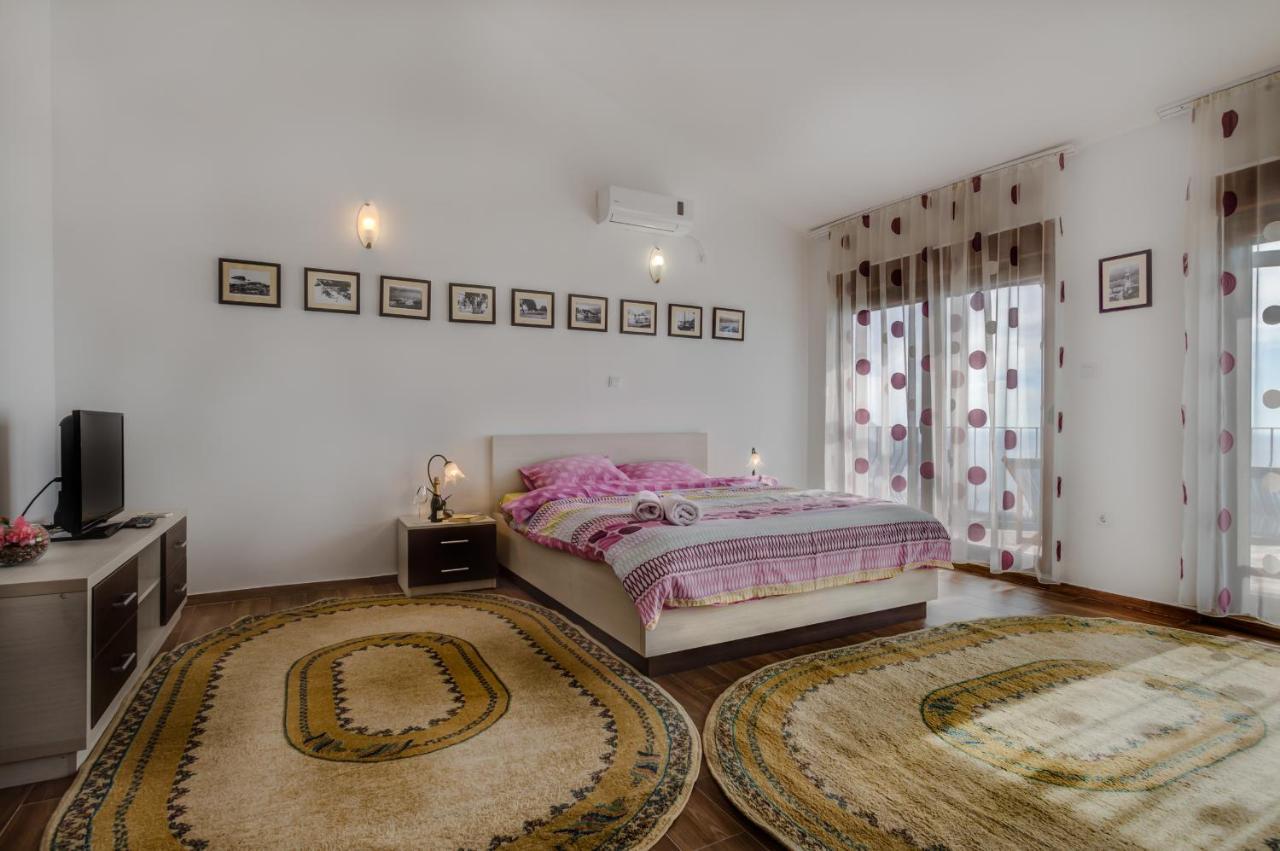 בודווה Villa Ladera Lapcici מראה חיצוני תמונה