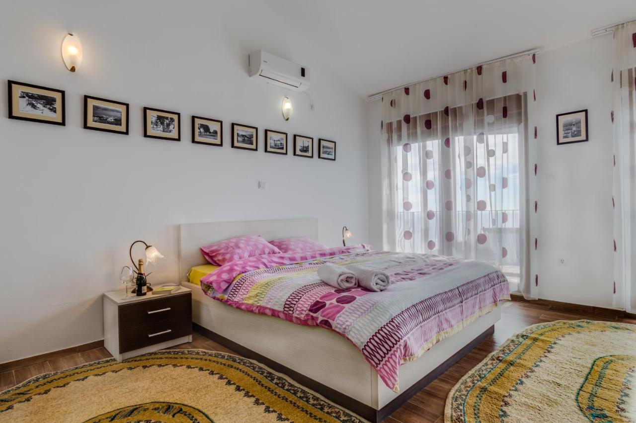 בודווה Villa Ladera Lapcici מראה חיצוני תמונה